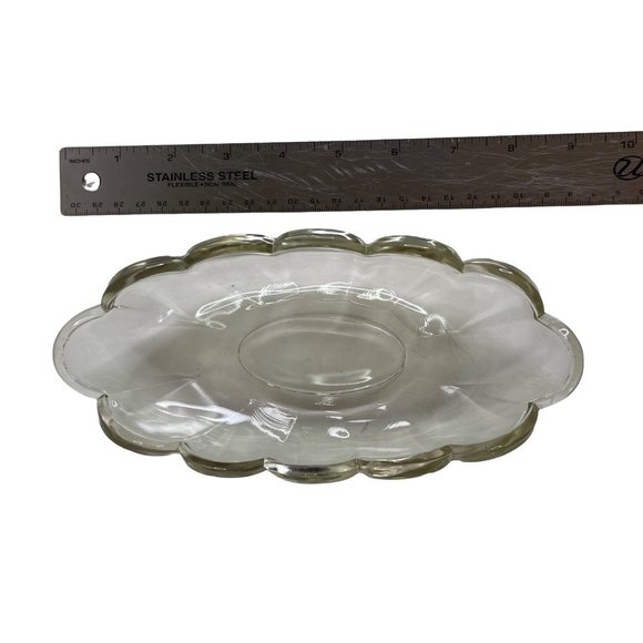 Vintage Glass Scalloped Celery Relish Dish 8.5 x 4" Oval - Picture 3 of 4